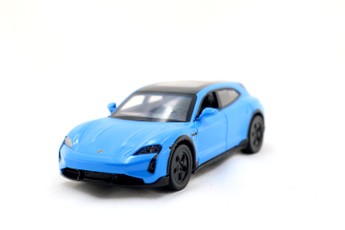 MSZ Miniatūrais modelis - Porsche Taycan Turbo S Cross Turismo, 1:36