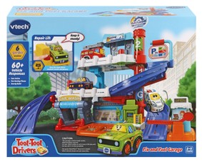 VTECH interaktīvā Toot-Toot Drivers remonta un degvielas uzpildes garāža (angļu valodā)